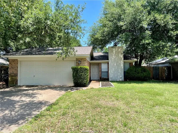 $1,750 | 3105 Bluestem Drive, College Station, TX 77845