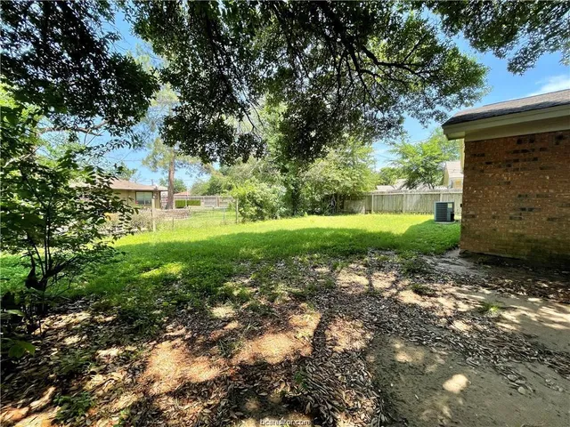 $1,850 | 3105 Bluestem Drive, College Station, TX 77845