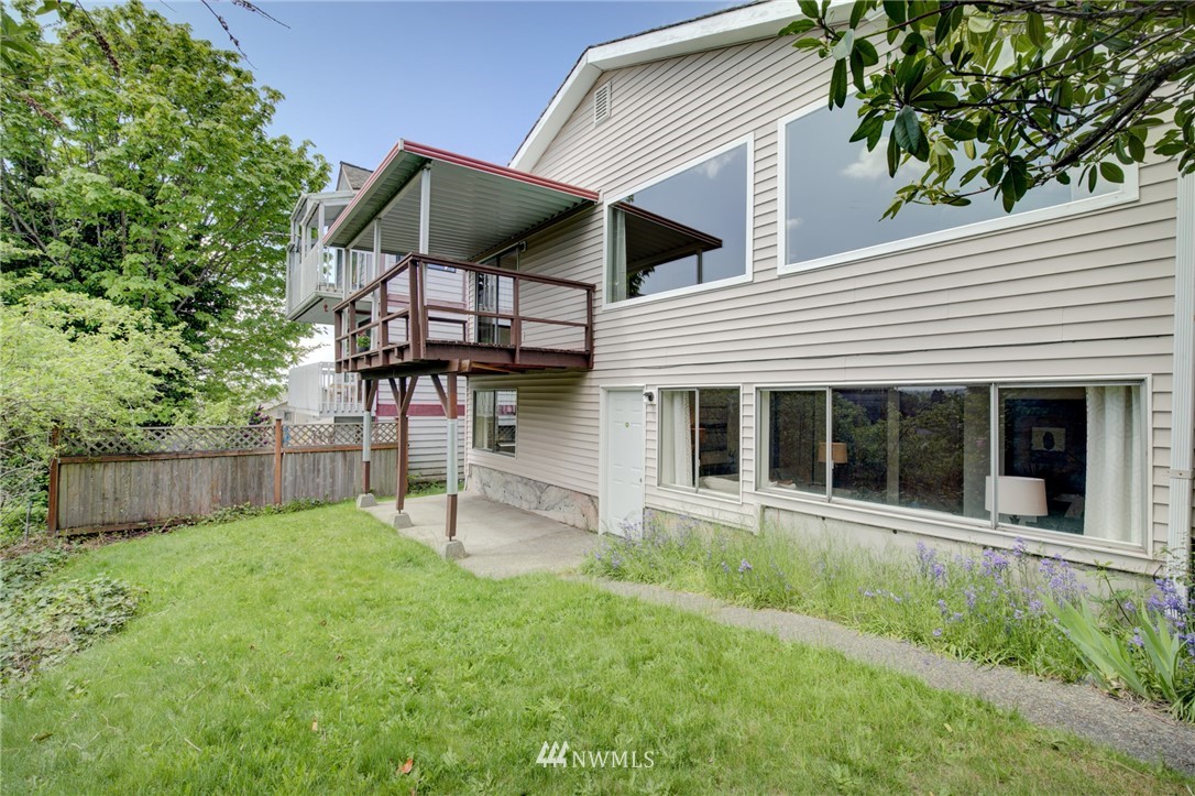 2137 North 86th Street Seattle, WA 98103 - Photo 21 of 23 Gallery Image 21