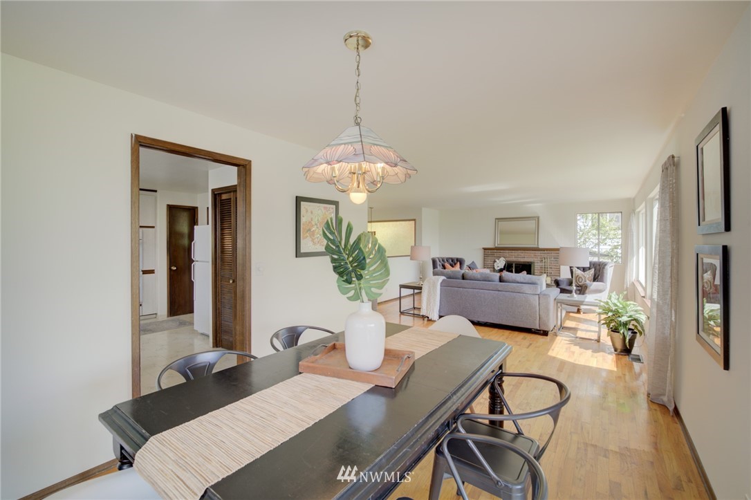 2137 North 86th Street Seattle, WA 98103 - Photo 5 of 23 Gallery Image 5