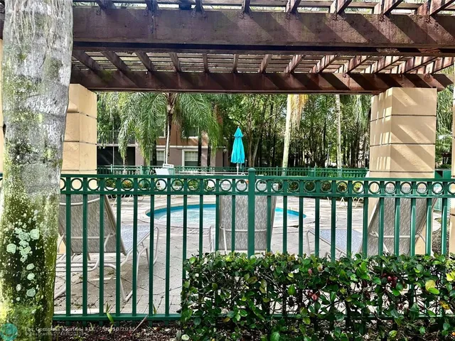 $345,000 | 6500 West Sample Road, Unit 6500, Coral Springs, FL 33067