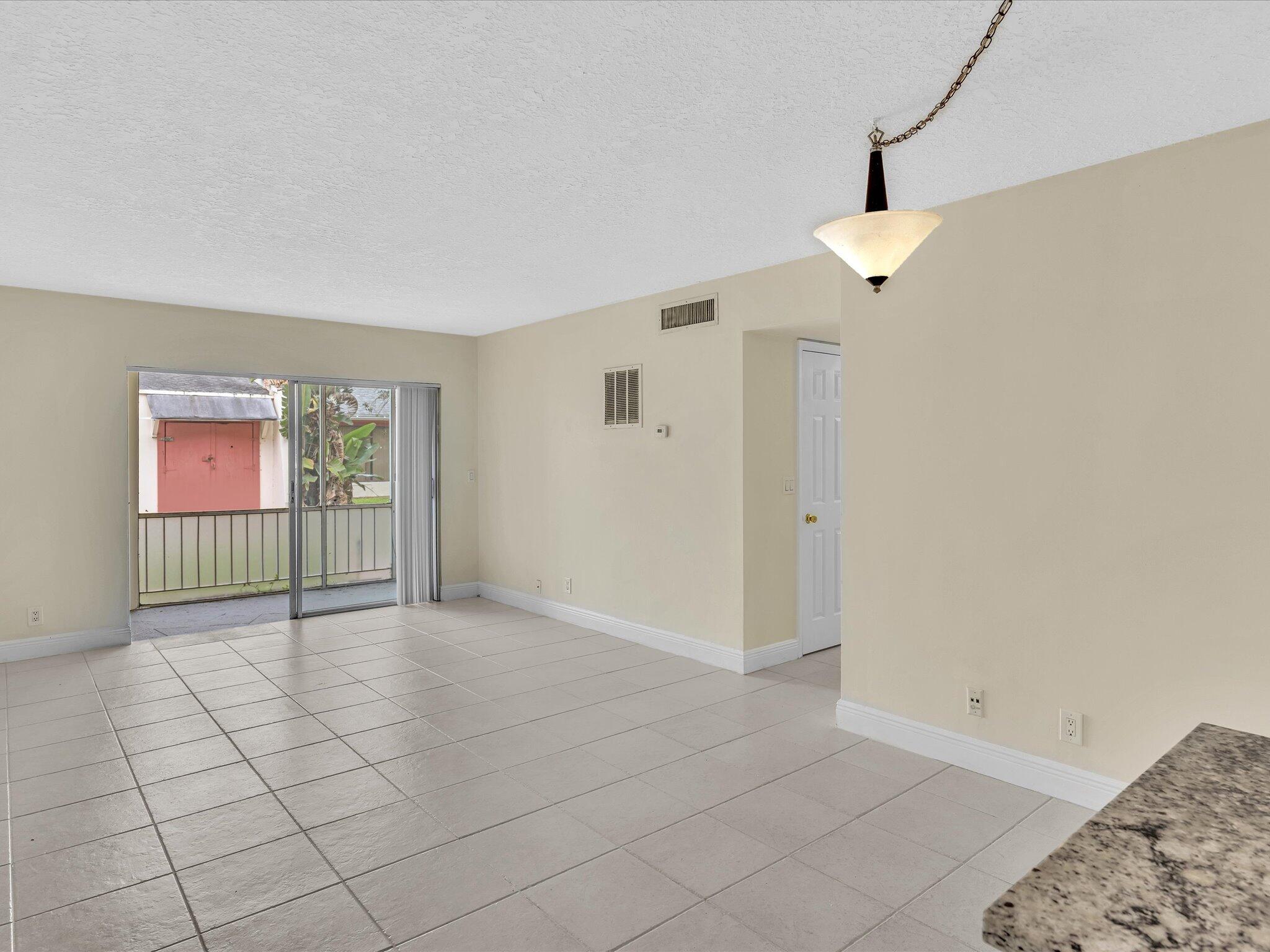 644 Northwest 13th Street, Unit 160 Boca Raton, FL 33486 - Photo 12 of 54 Living Area
