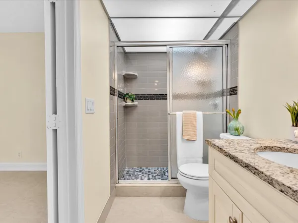 $2,300 | 644 Northwest 13th Street, Unit 160, Boca Raton, FL 33486