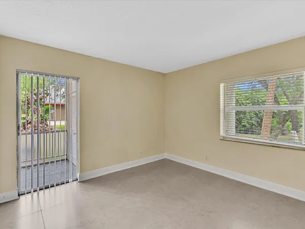 $2,300 | 644 Northwest 13th Street, Unit 160, Boca Raton, FL 33486