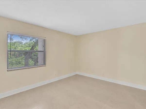 $2,300 | 644 Northwest 13th Street, Unit 160, Boca Raton, FL 33486