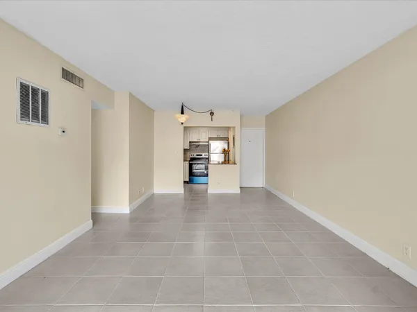 $2,300 | 644 Northwest 13th Street, Unit 160, Boca Raton, FL 33486