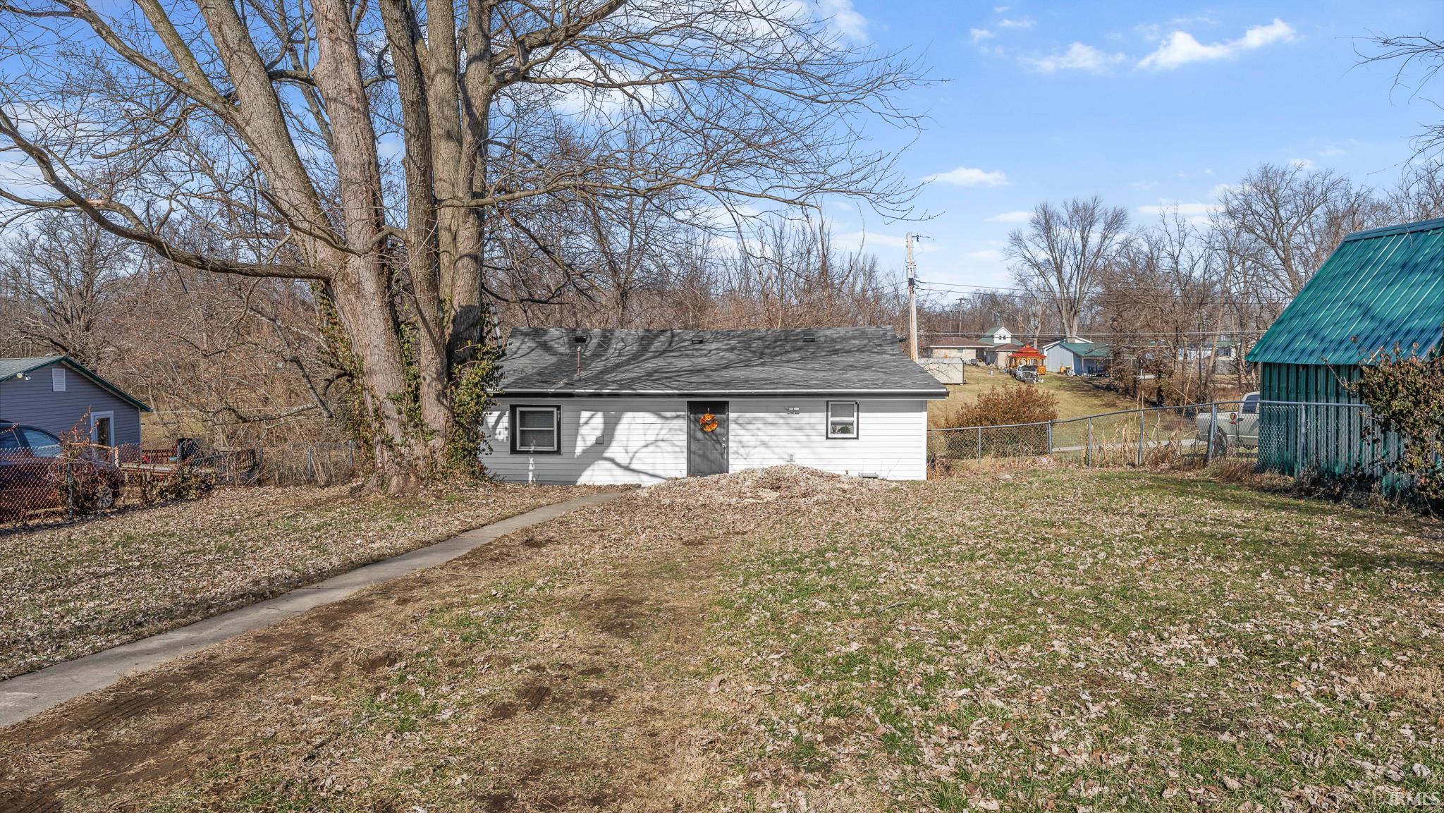 2118 24th Street Bedford, IN 47421 - Photo 4 of 26