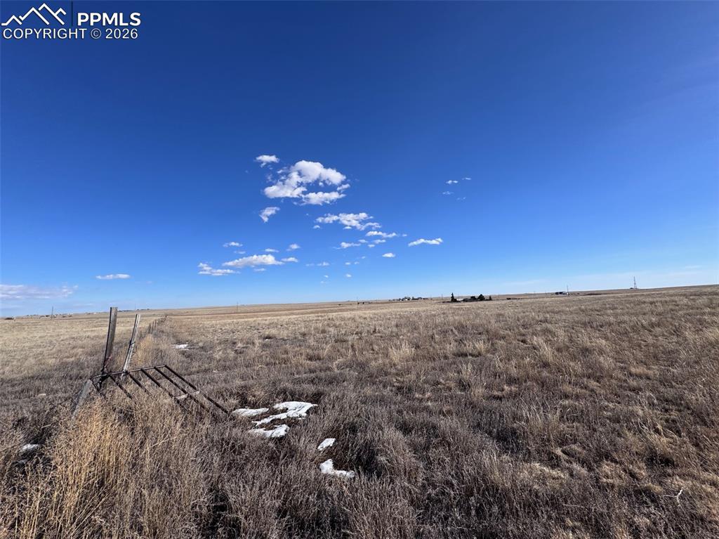 32775 Truckton Road Yoder, CO 80864 - Photo 8 of 15 a view of a sky from a balcony
