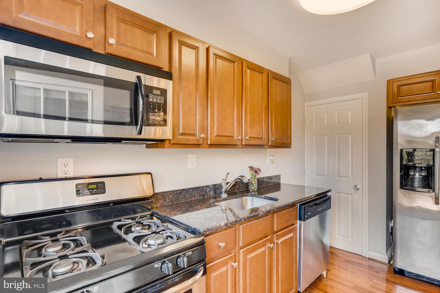 366 Grovethorn Road Baltimore, MD 21220 - Photo 2 of 26