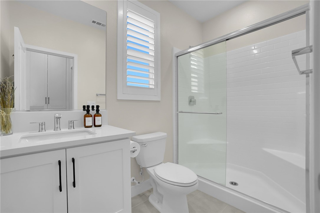 27014 Declaration Road Valencia, CA 91381 - Photo 21 of 30