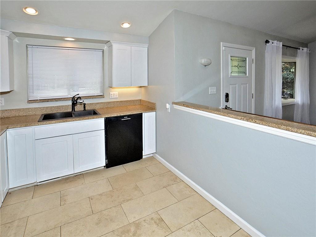 2404 Haymaker Road Monroeville, PA 15146 - Photo 9 of 42 Gallery Image 9