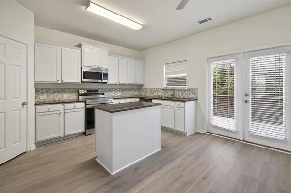 $2,500 | 1805 Liberty Parkway Northwest, Atlanta, GA 30318