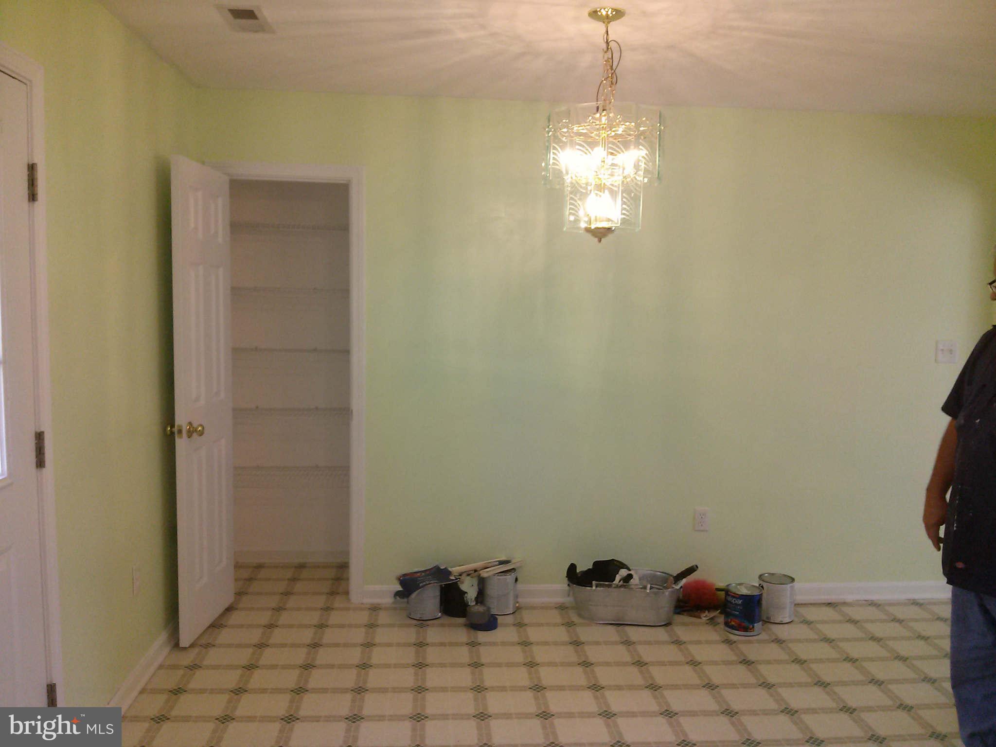 226 Poplar Road Front Royal, VA 22630 - Photo 9 of 14 Dining Room