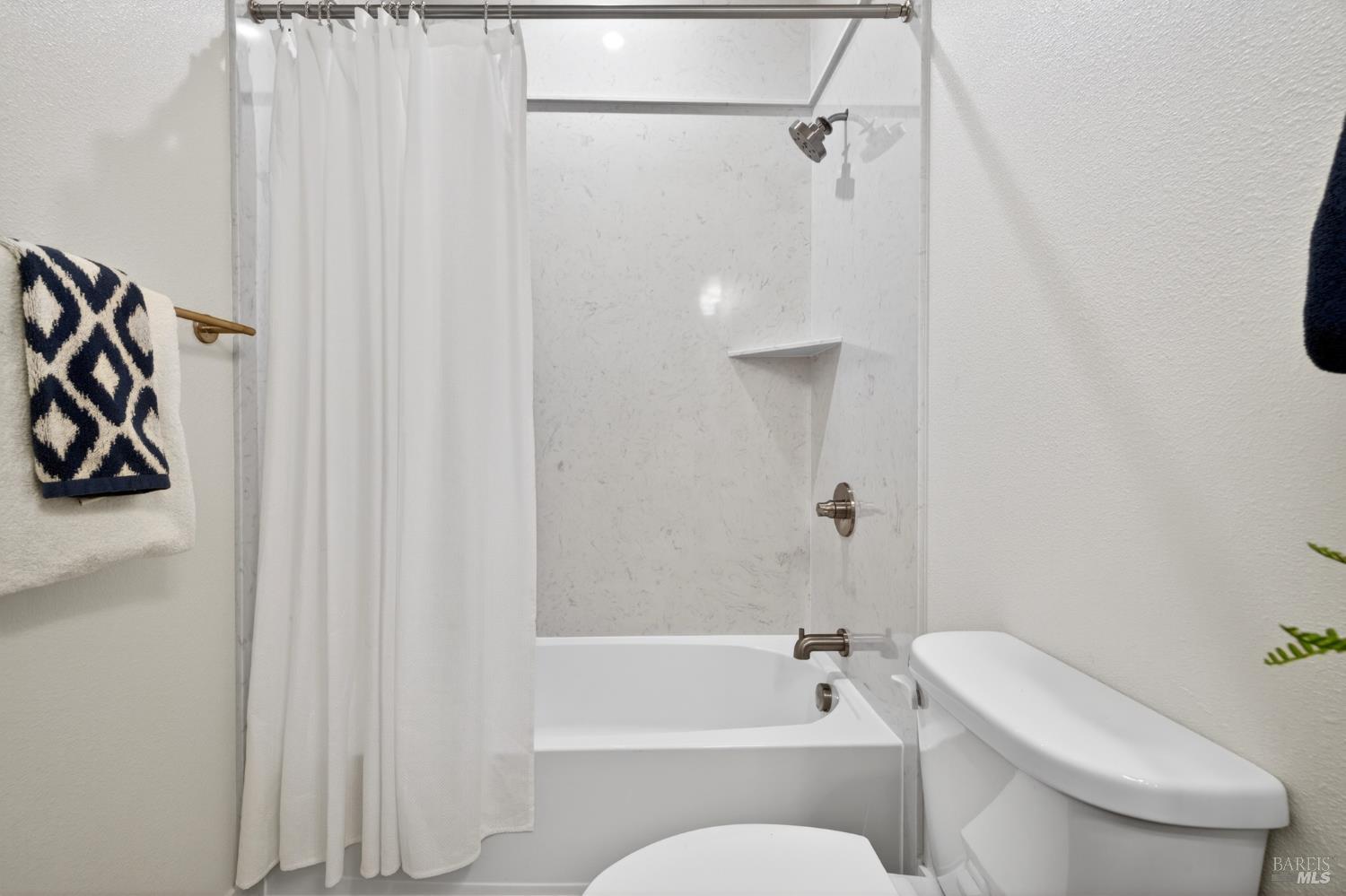 6219 Olympic Place Rohnert Park, CA 94928 - Photo 14 of 55