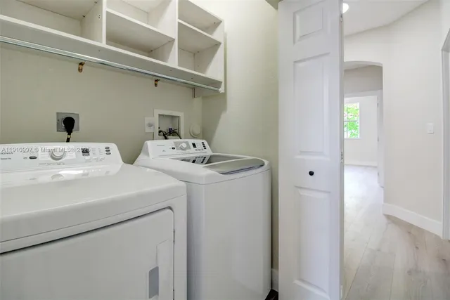 $675,000 | 8144 Northwest 107th Path, Doral, FL 33178