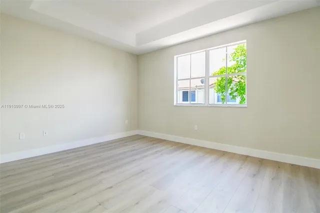 $675,000 | 8144 Northwest 107th Path, Doral, FL 33178