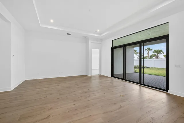 $5,500 | 9512 St Germain Drive, Palm Beach Gardens, FL 33412