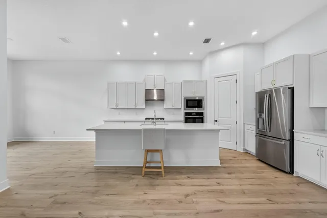 $5,500 | 9512 St Germain Drive, Palm Beach Gardens, FL 33412