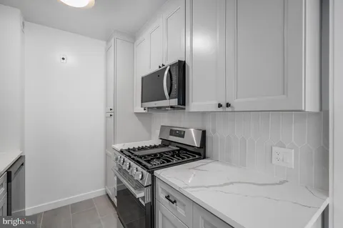 $385,000 | 3601 Wisconsin Avenue Northwest, Unit 111, Washington, DC 20016