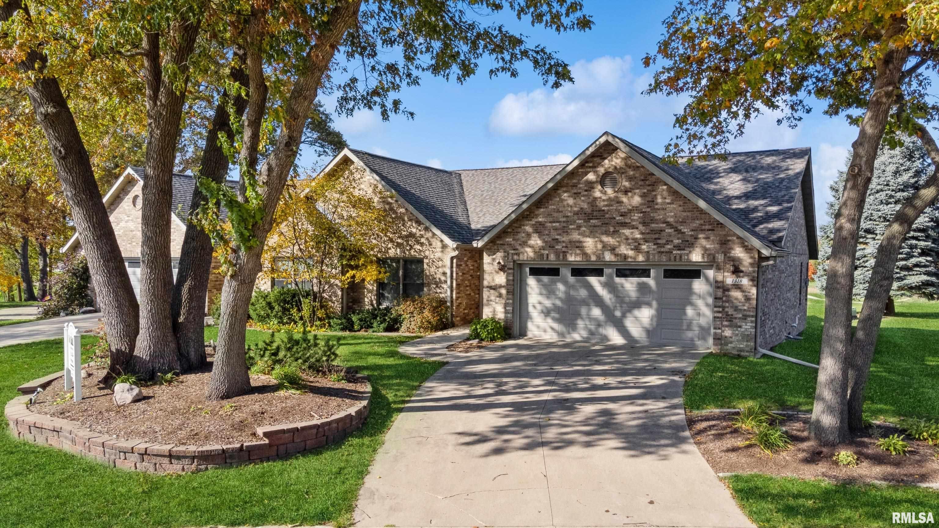 1318 Springbrook Lane DeWitt, IA 52742 - Photo 1 of 32 Gallery Image 1