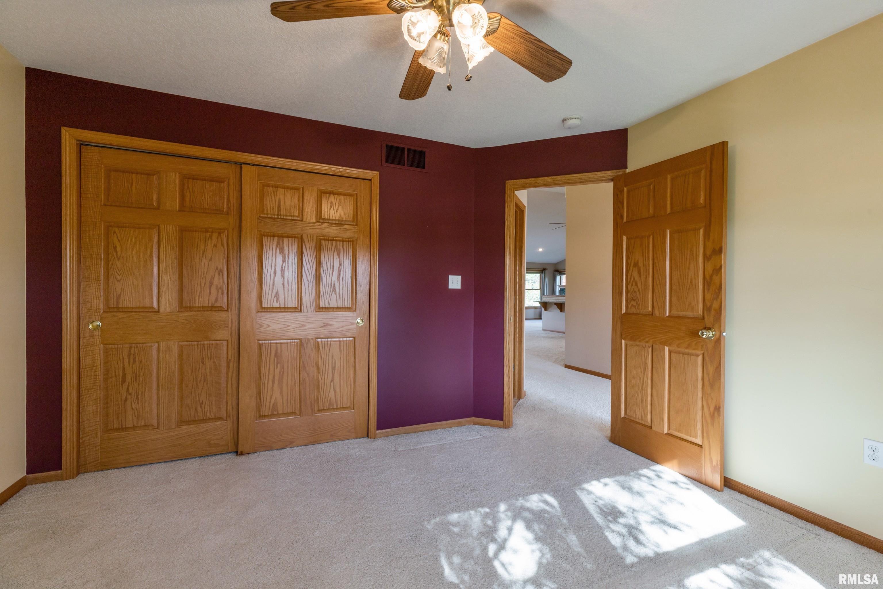 1318 Springbrook Lane DeWitt, IA 52742 - Photo 10 of 32 Gallery Image 10