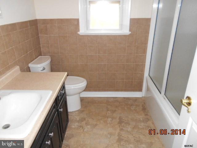 20 Gateway Road York, PA 17403 - Photo 8 of 11 Gallery Image 8