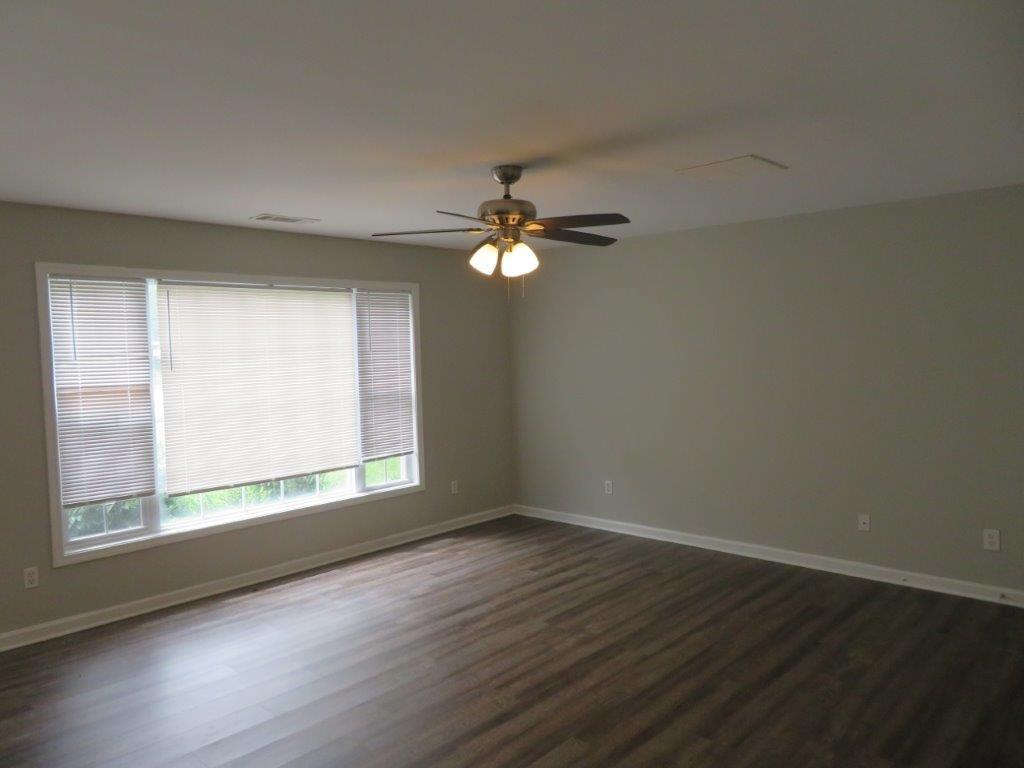 560 Manning Road Southwest Marietta, GA 30064 - Photo 4 of 23