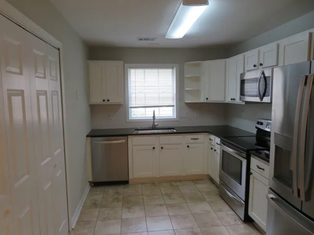 $290,700 | 560 Manning Road Southwest, Marietta, GA 30064