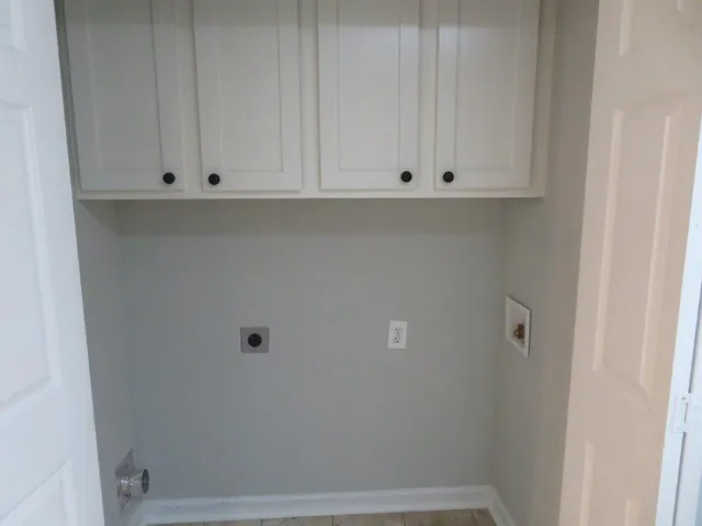 $290,700 | 560 Manning Road Southwest, Marietta, GA 30064