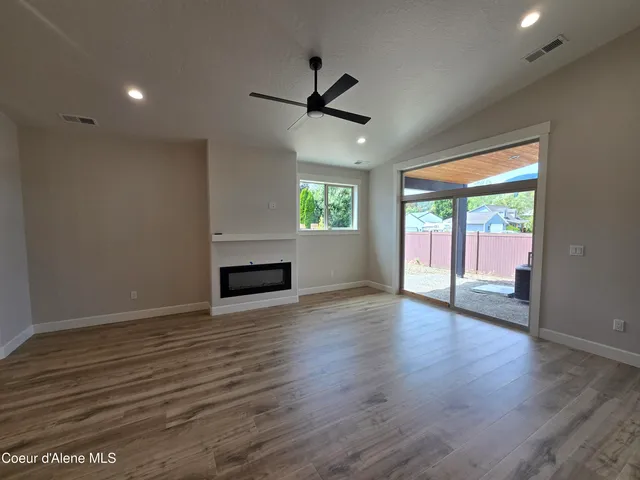 $735,000 | 13944 Rainier Loop, Rathdrum, ID 83858