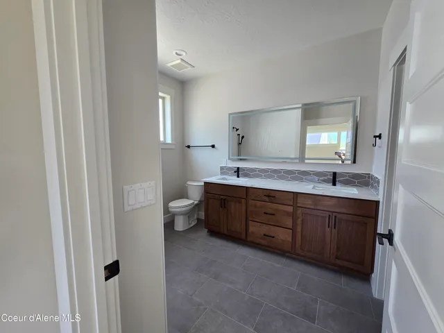 $735,000 | 13944 Rainier Loop, Rathdrum, ID 83858