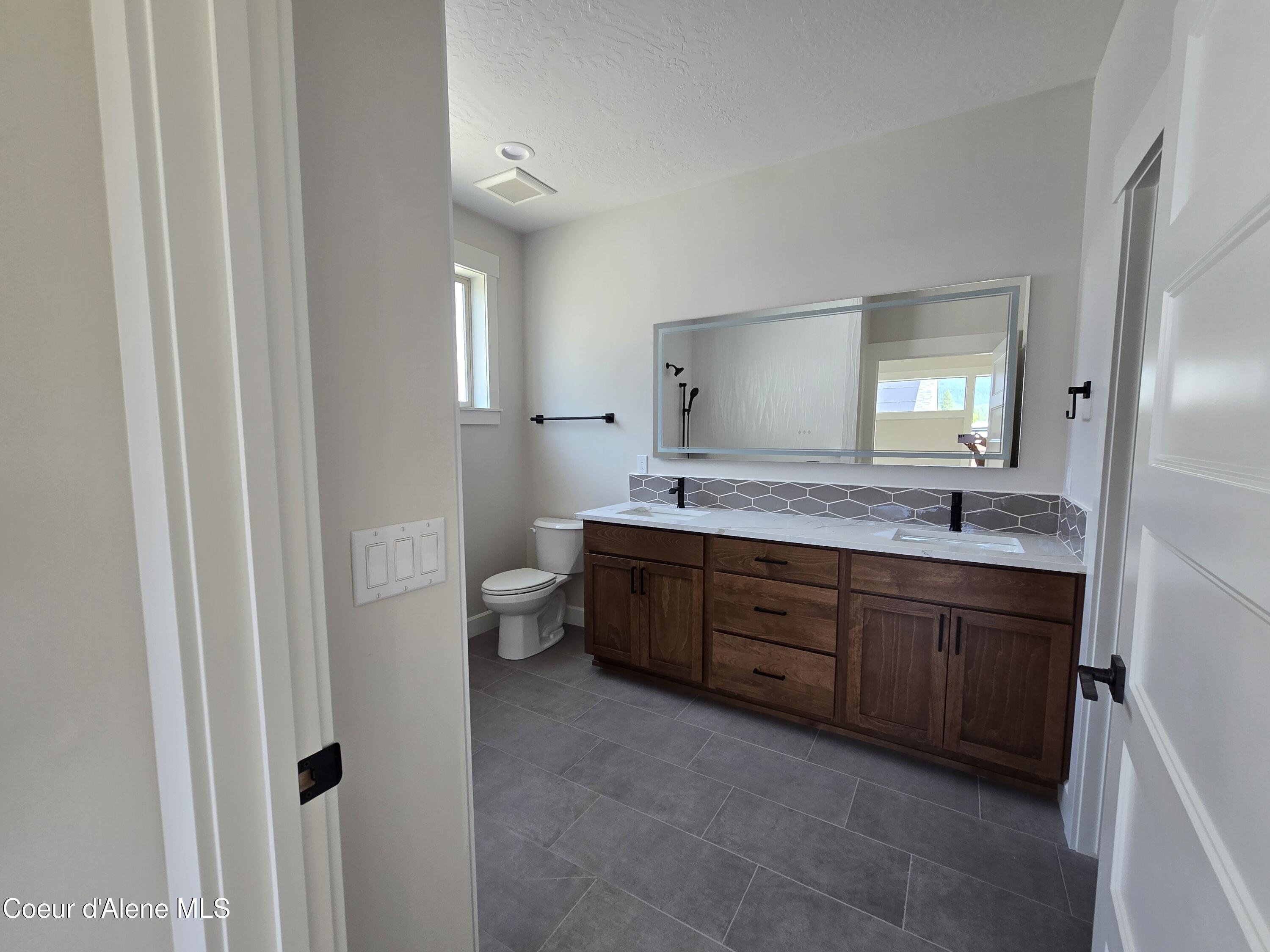 13944 Rainier Loop Rathdrum, ID 83858 - Photo 18 of 24 1000015155