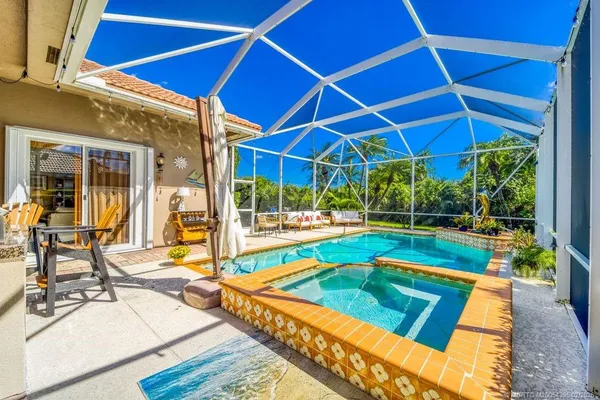 $945,000 | 6919 Southeast Sleepy Hollow Lane, Stuart, FL 34997