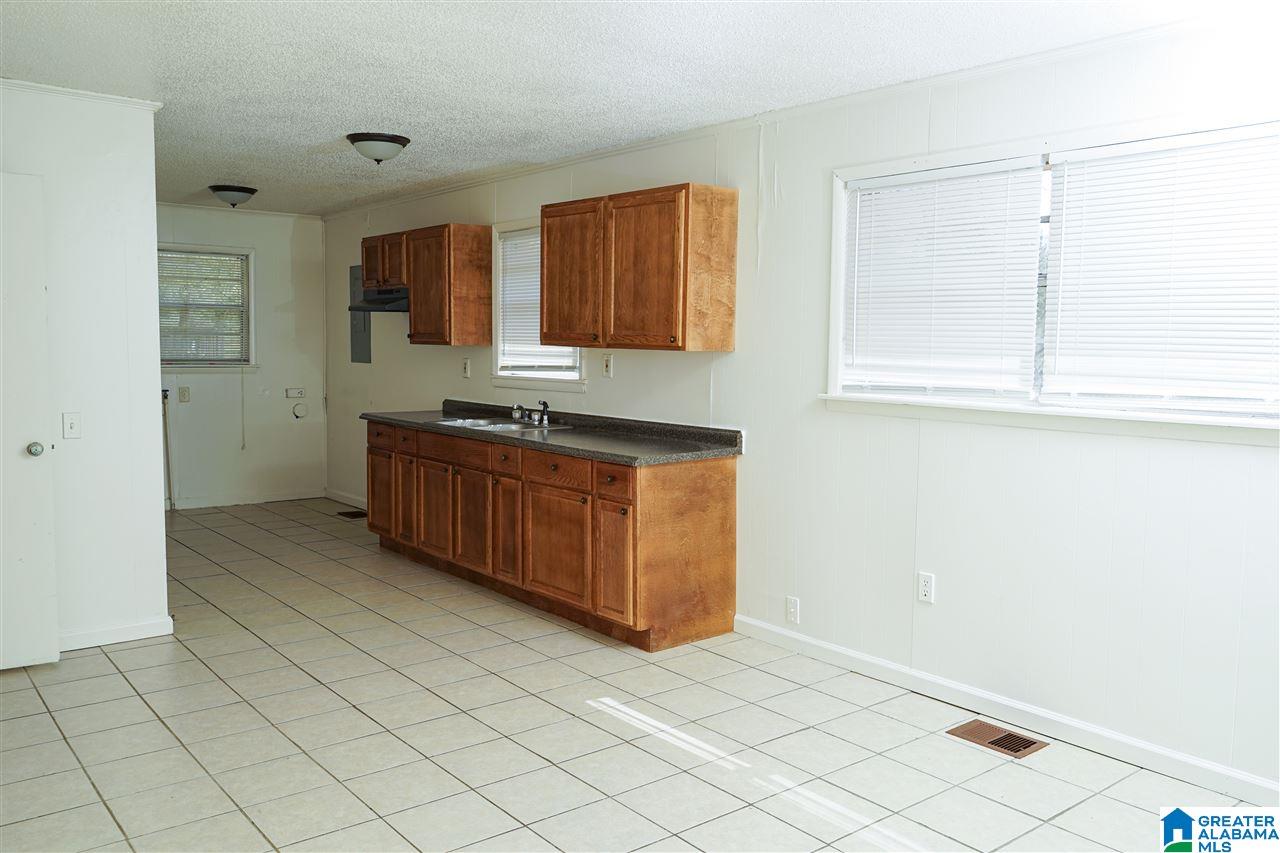 5409 13th Street South Bessemer, AL 35020 - Photo 5 of 17