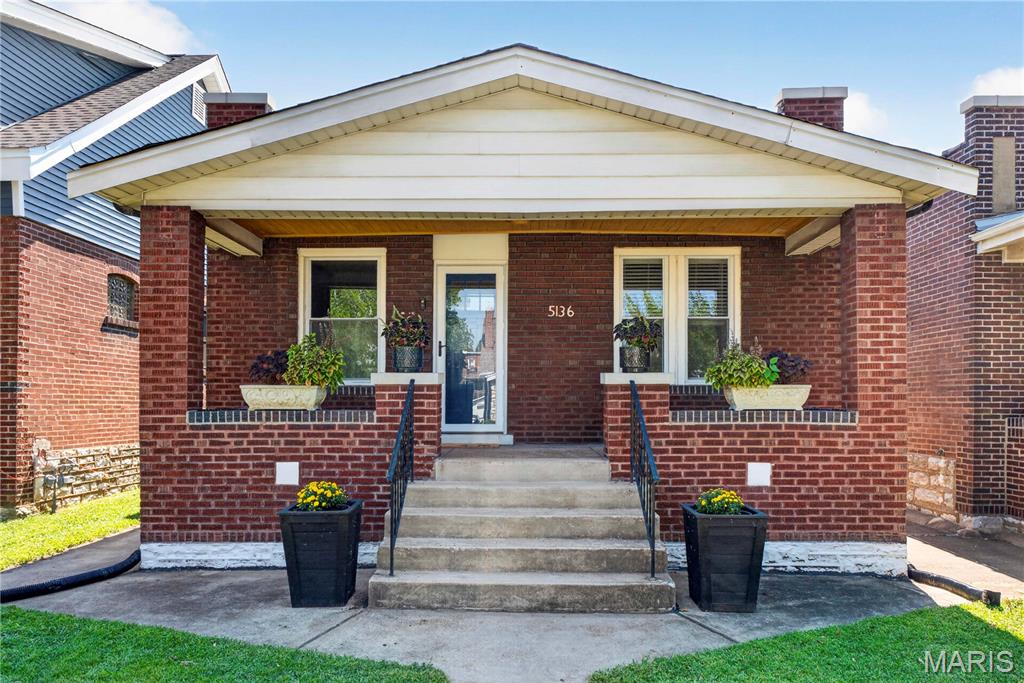 5136 Rosa Avenue St. Louis, MO 63109 - Photo 2 of 58 Gallery Image 2