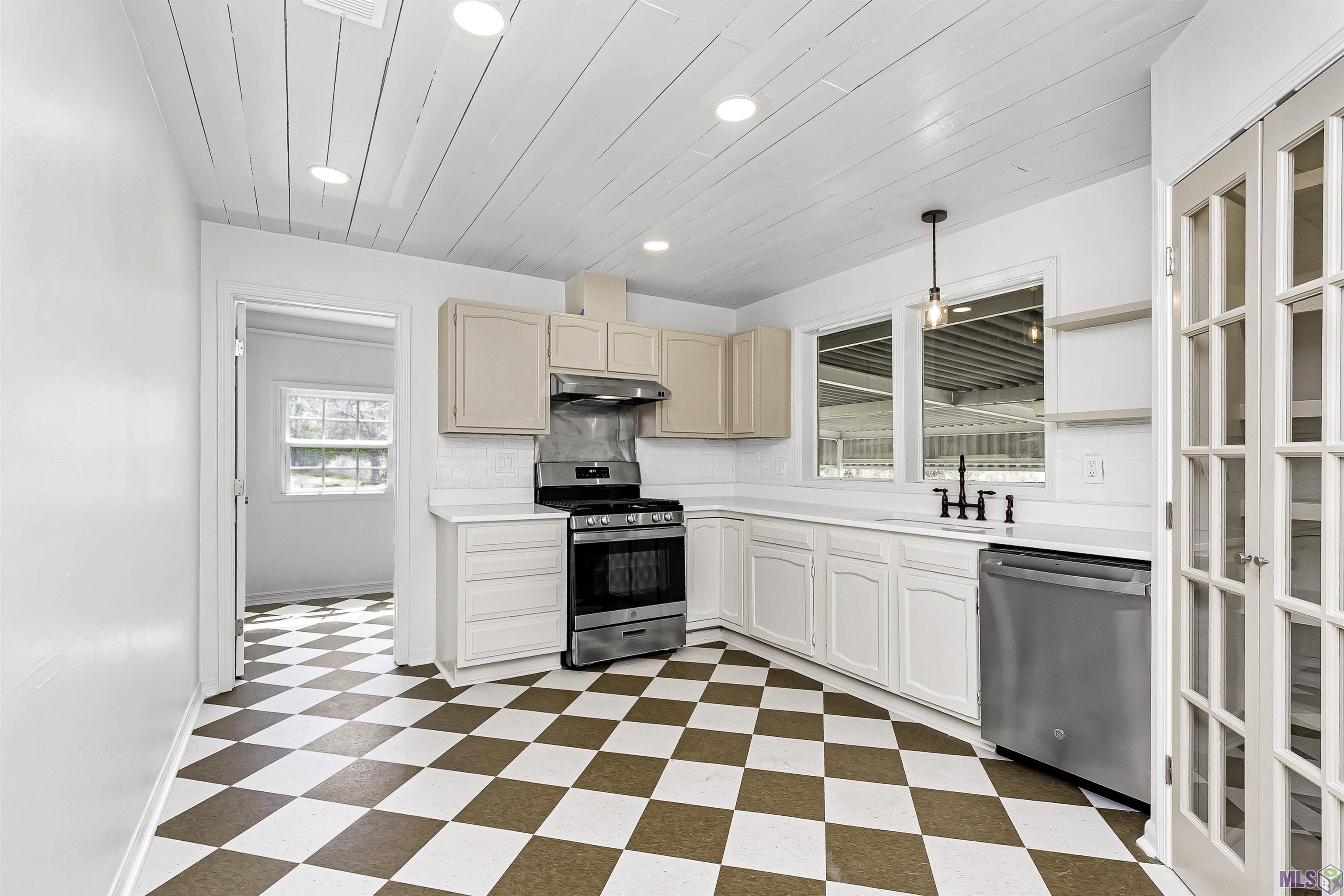 45139 Spellman Wall Road Prairieville, LA 70769 - Photo 11 of 30