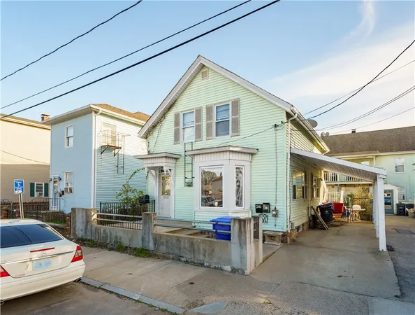 $1,500 | 21 Lilac Street, Pawtucket, RI 02860