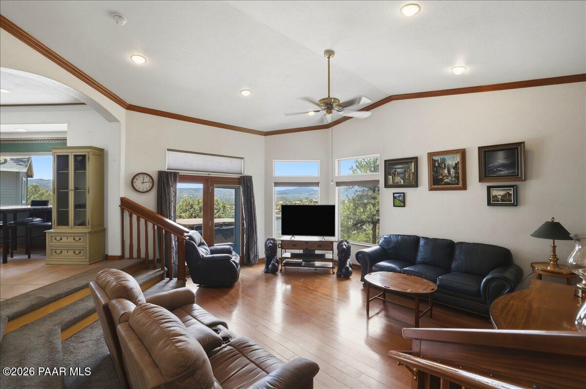 500 Old Senator Road Prescott, AZ 86303 - Photo 7 of 45 06-Living Room