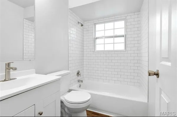 $1,500 | 6905 Colonial Woods Drive, Unit 2, St. Louis, MO 63129