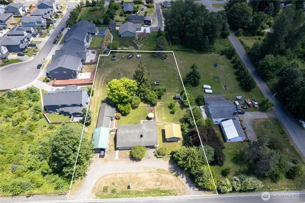 $1,015,000 | 26508 132nd Avenue Southeast, Kent, WA 98042