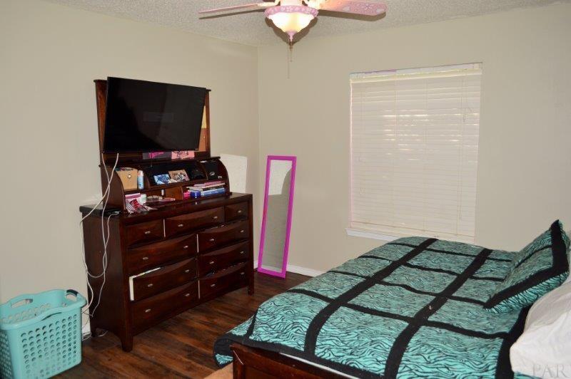 6642 Martin Road Milton, FL 32570 - Photo 10 of 50 Gallery Image 10