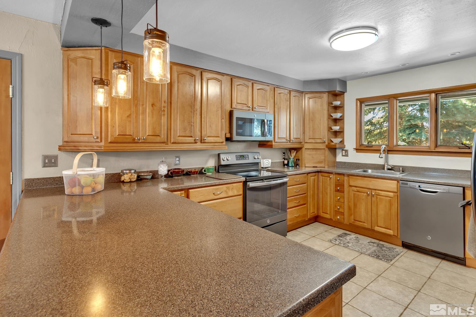 645 Colt Drive Reno, NV 89506 - Photo 6 of 36 Photo 6