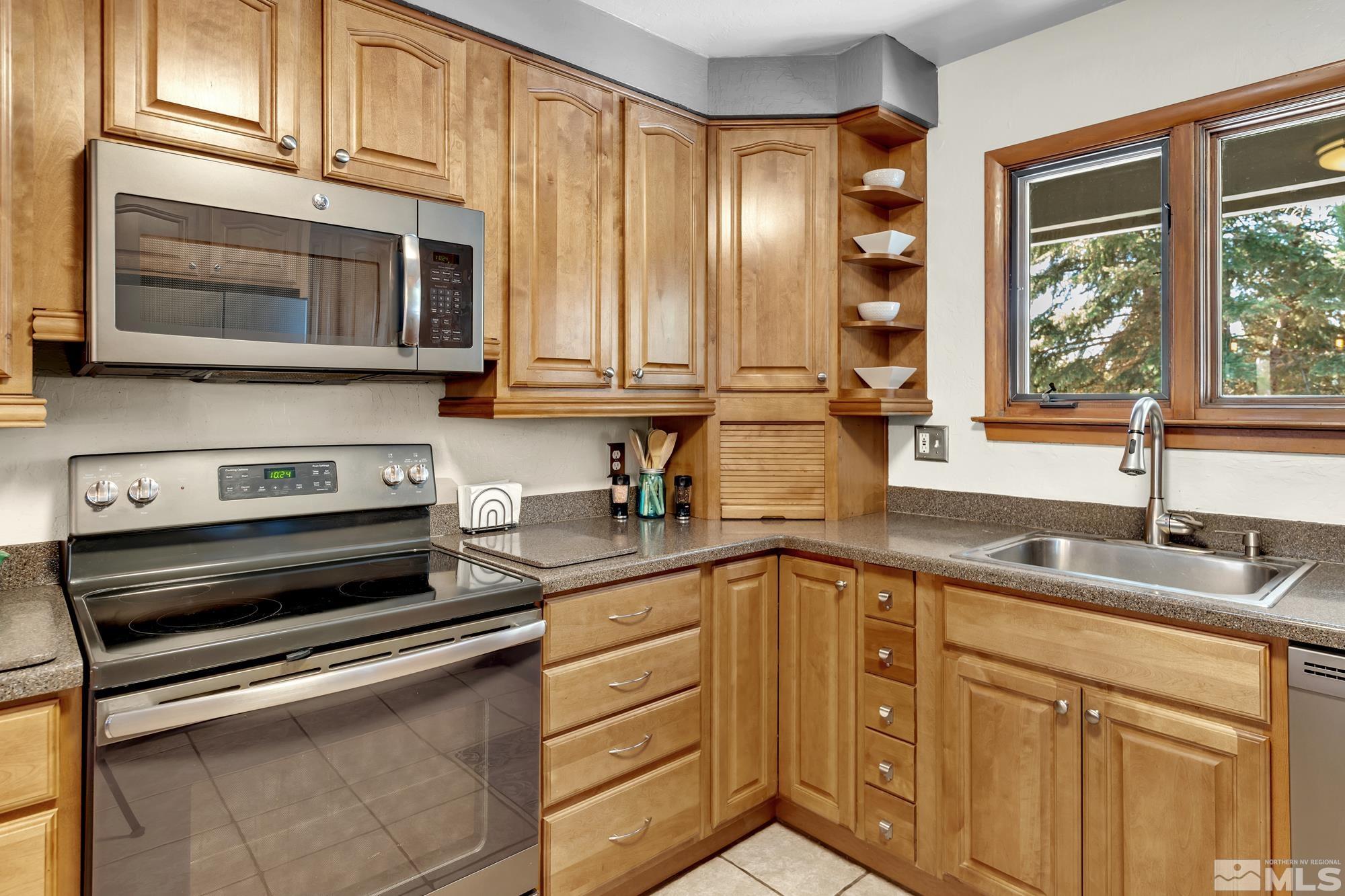 645 Colt Drive Reno, NV 89506 - Photo 7 of 36 Photo 7