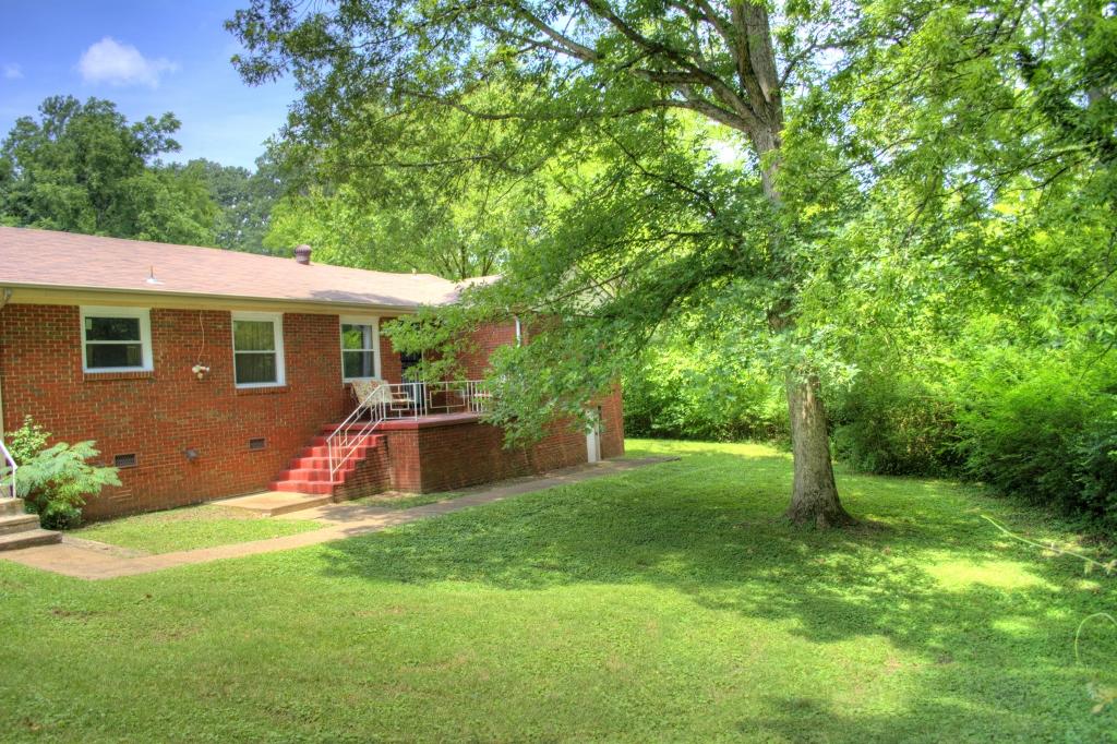 426 Talley Road Chattanooga, TN 37411 - Photo 16 of 41 DSC_0034_5_6 (1024x682)