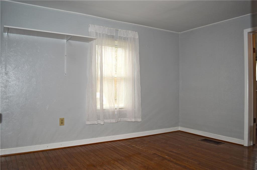 905 Deerfield Road Washington, PA 15301 - Photo 14 of 23