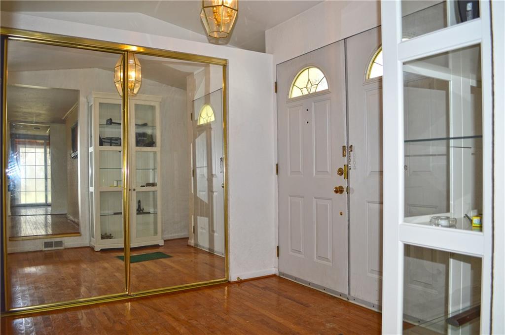 905 Deerfield Road Washington, PA 15301 - Photo 7 of 23