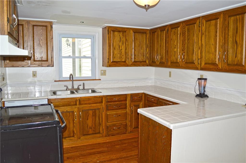 905 Deerfield Road Washington, PA 15301 - Photo 8 of 23