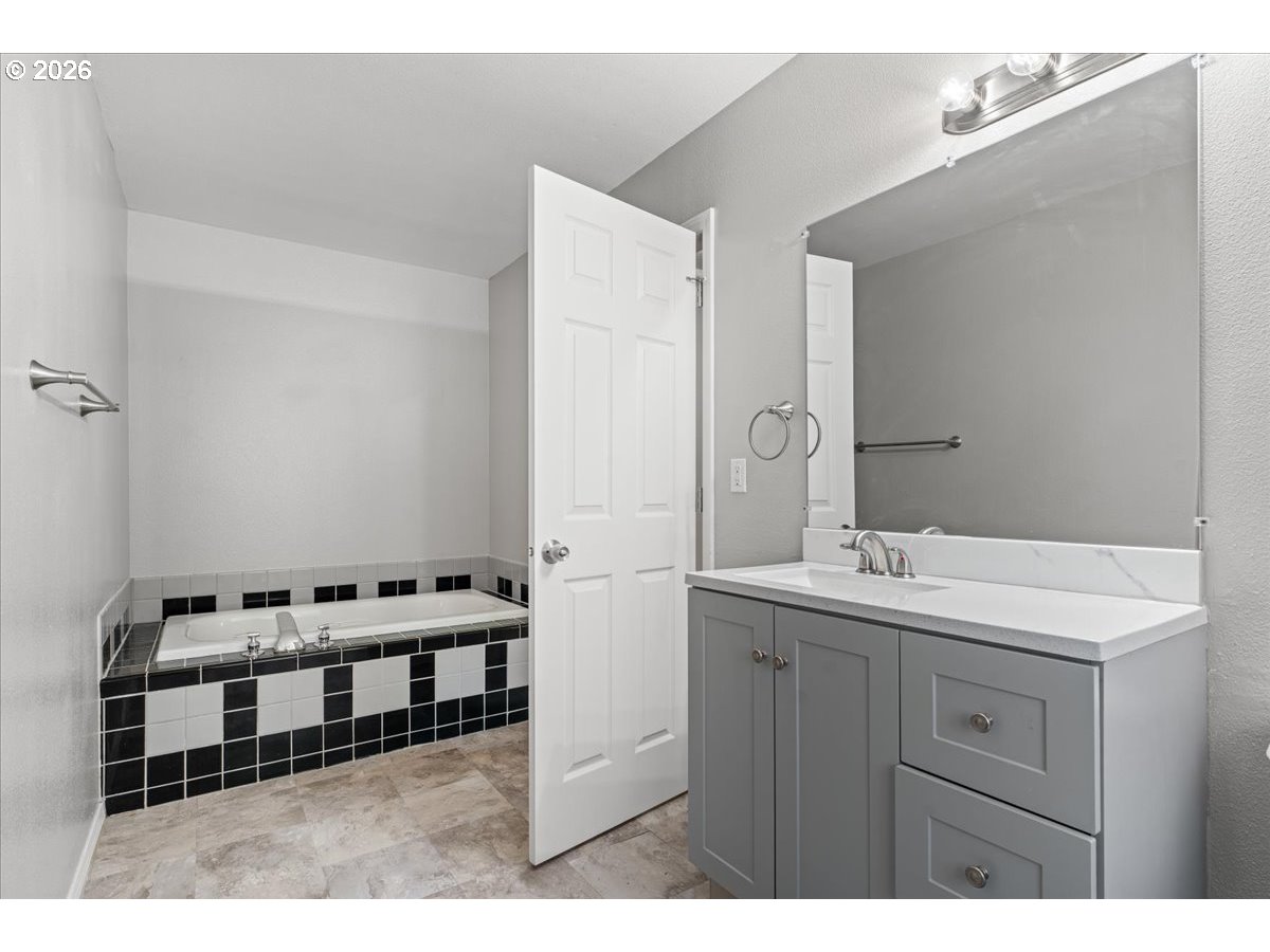 36440 Orr Circle Sandy, OR 97055 - Photo 25 of 43