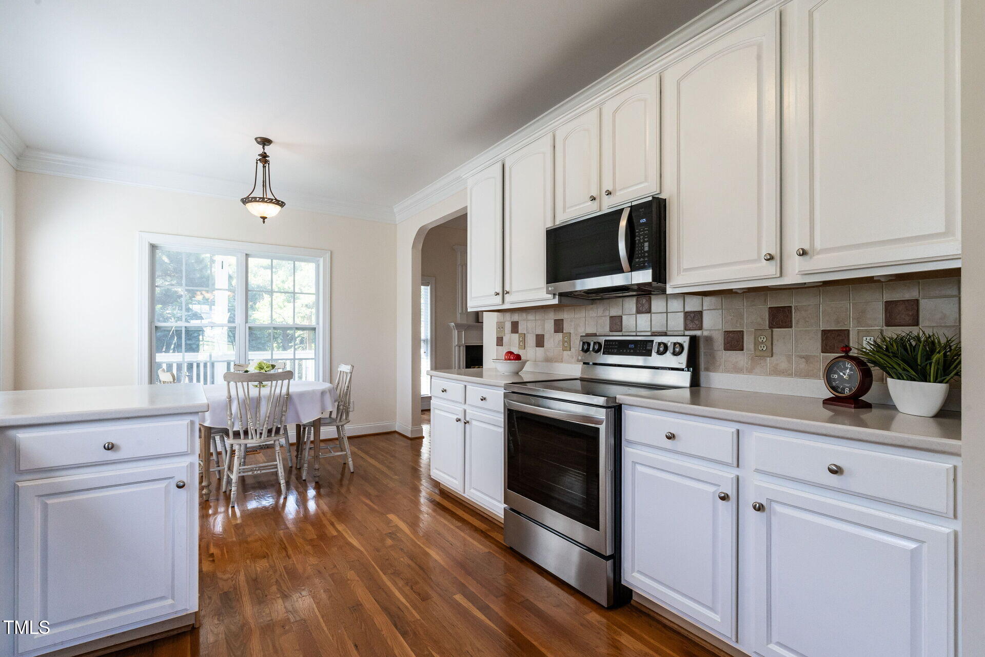 716 2 Brothers Run Raleigh, NC 27603 - Photo 19 of 43 009-1920x1080-kitchen