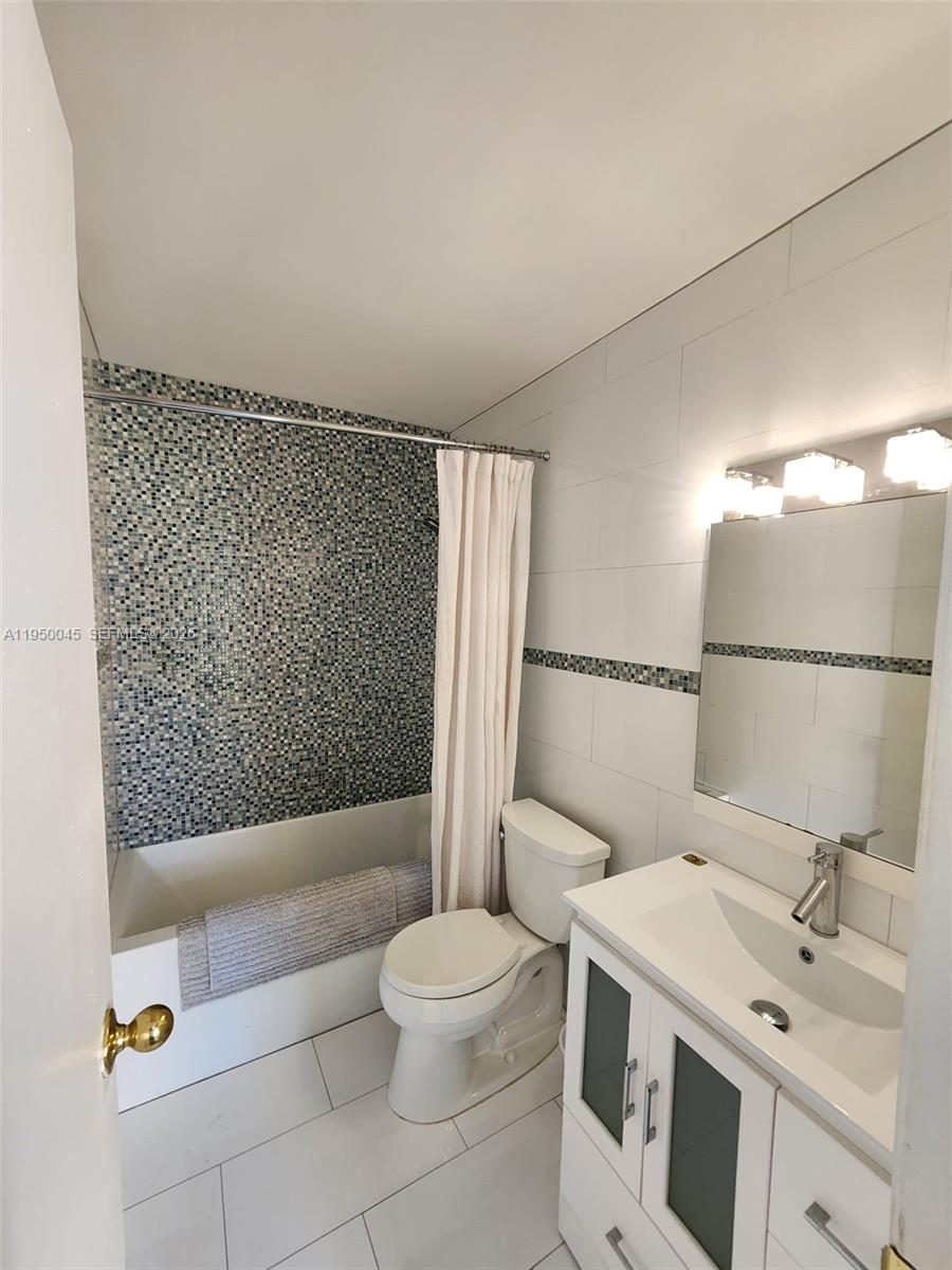 2080 Southwest 90th Avenue, Unit C13 Davie, FL 33324 - Photo 41 of 77